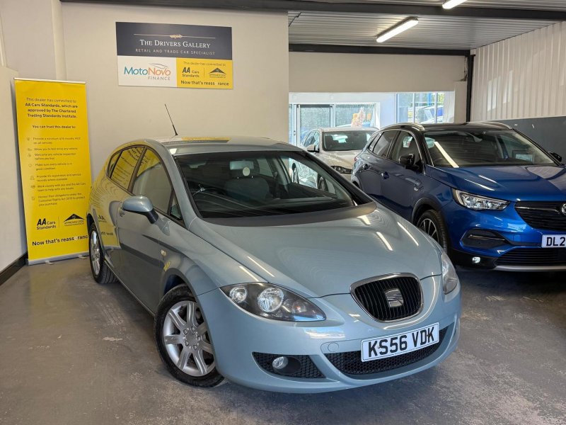 SEAT LEON