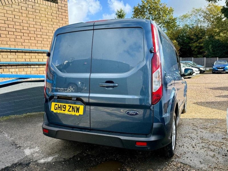 FORD TRANSIT CONNECT