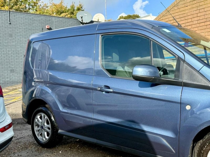 FORD TRANSIT CONNECT