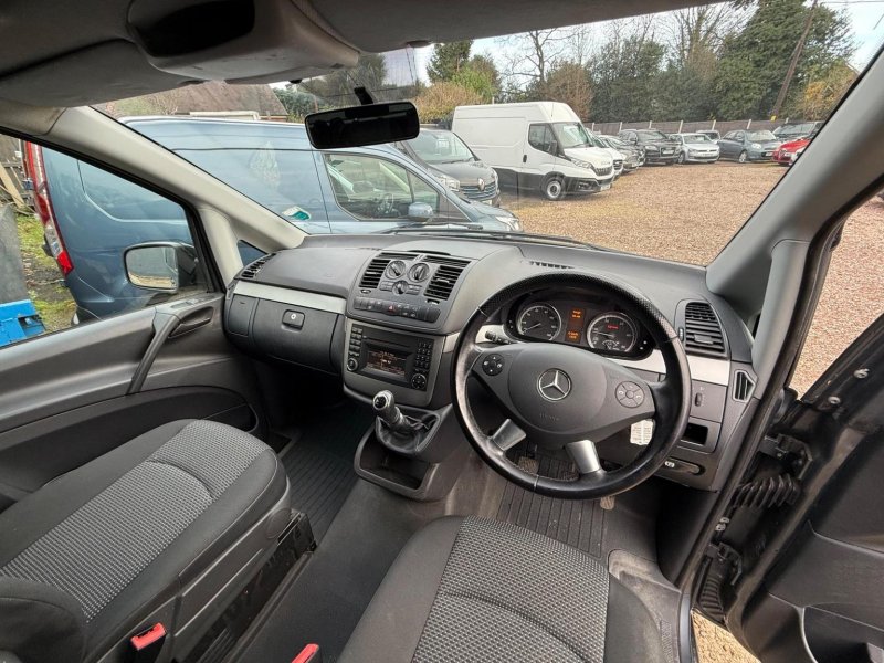 MERCEDES-BENZ VITO