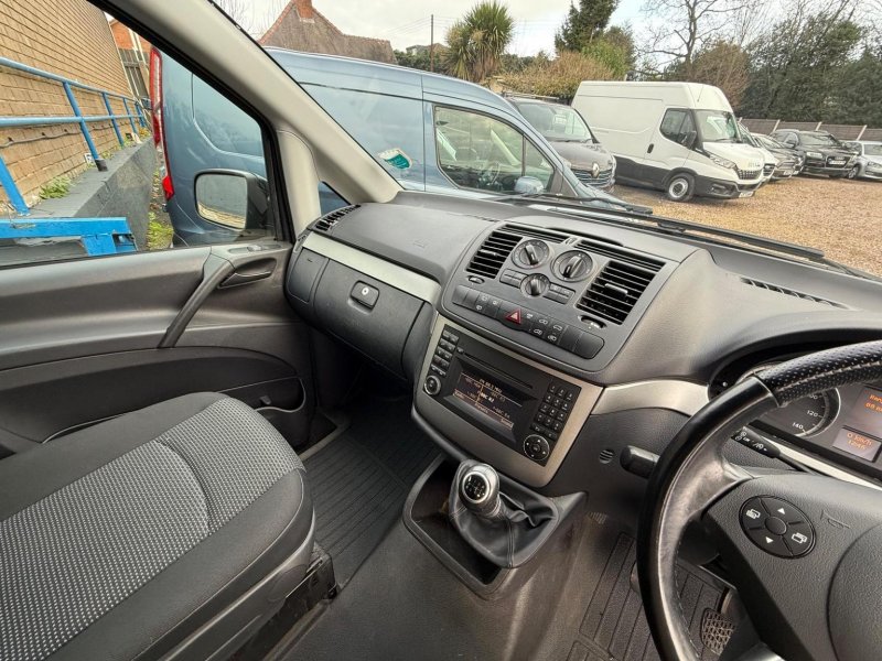 MERCEDES-BENZ VITO