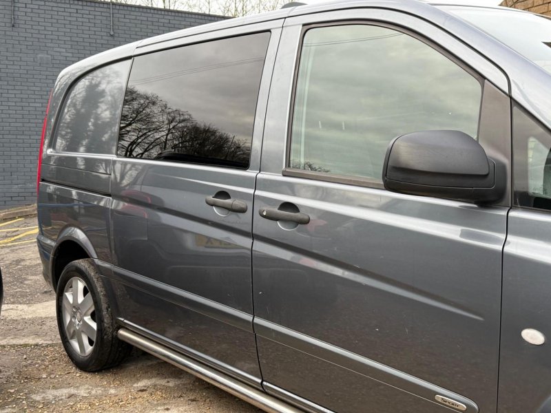 MERCEDES-BENZ VITO