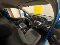 NISSAN E-NV200