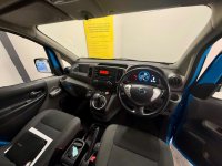 NISSAN E-NV200