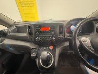 NISSAN E-NV200