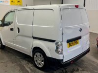 NISSAN E-NV200