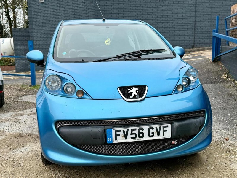PEUGEOT 107