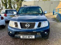 NISSAN NAVARA