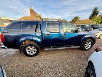 NISSAN NAVARA