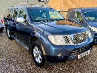 NISSAN NAVARA