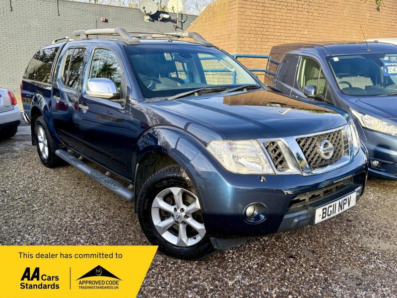 NISSAN NAVARA