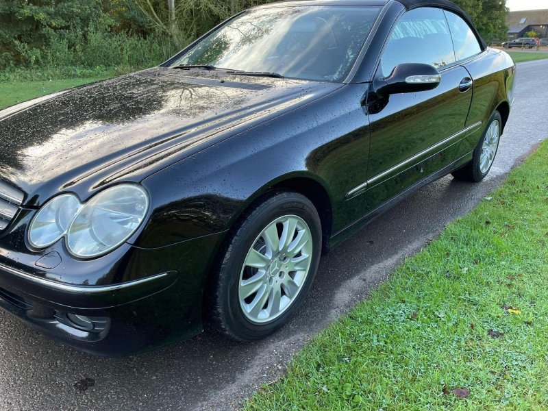 MERCEDES-BENZ CLK