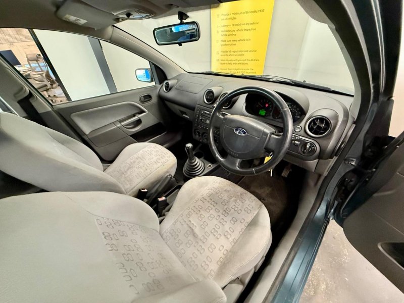 FORD FIESTA