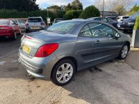 PEUGEOT 207 CC