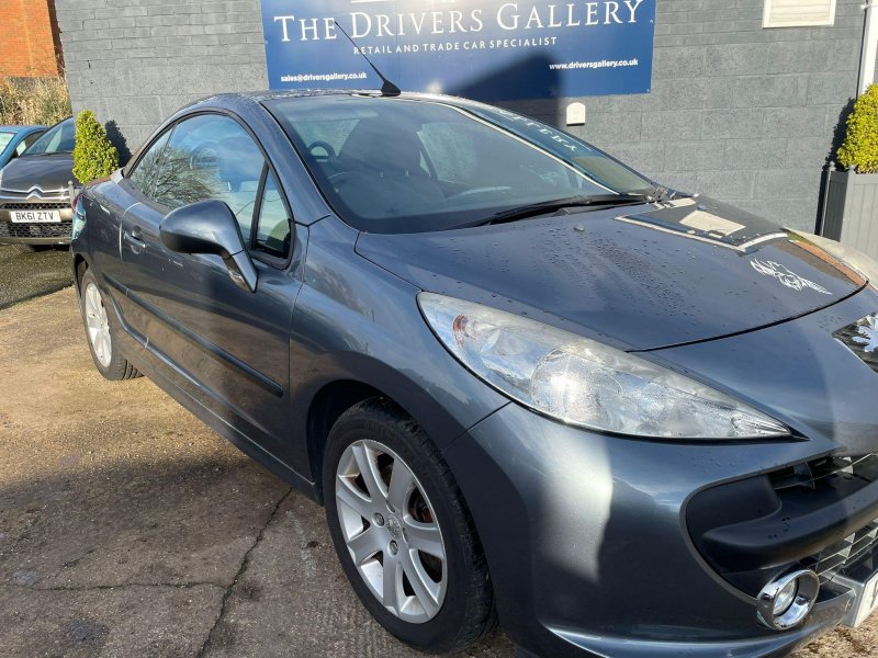 PEUGEOT 207 CC