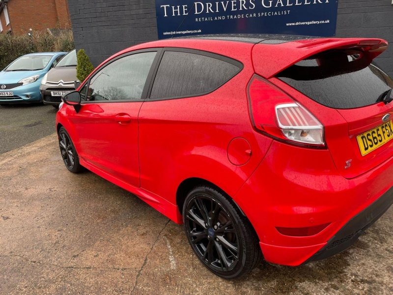FORD FIESTA