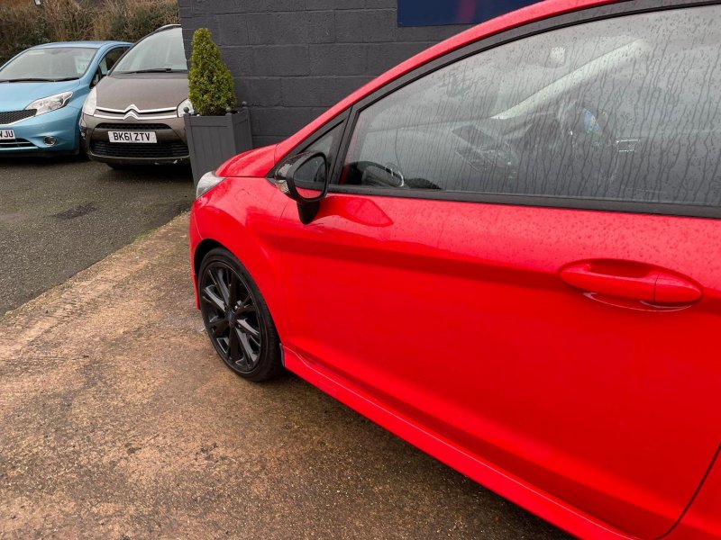 FORD FIESTA
