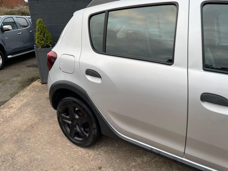 DACIA SANDERO STEPWAY