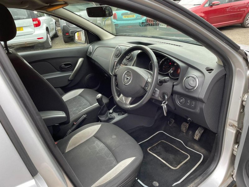 DACIA SANDERO STEPWAY