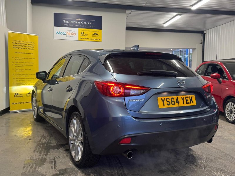 MAZDA MAZDA3