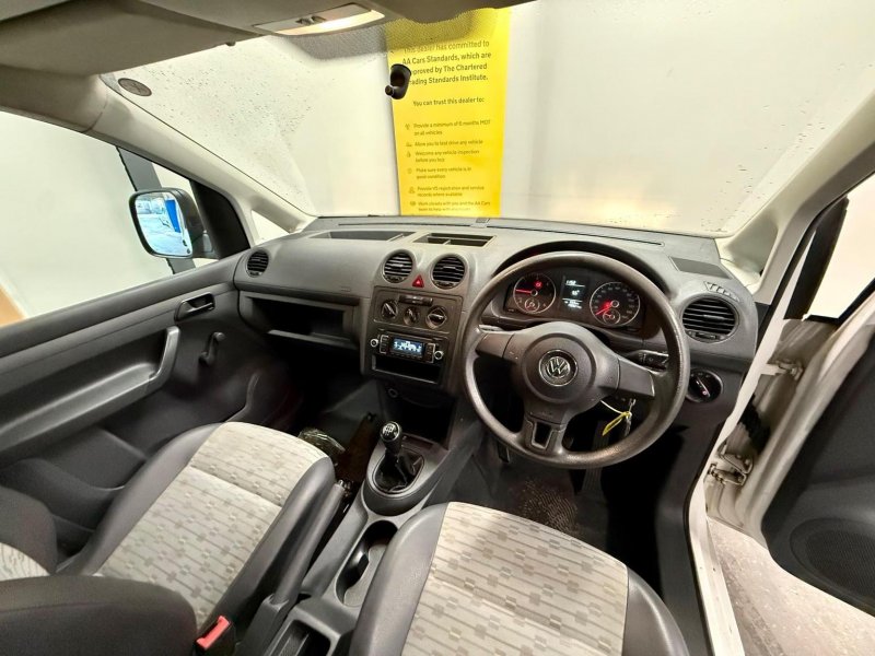 VOLKSWAGEN CADDY