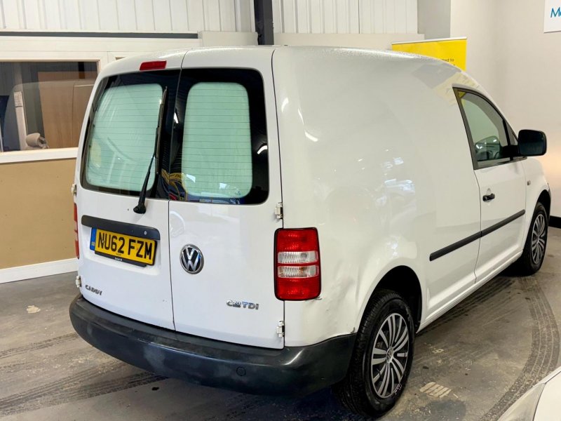 VOLKSWAGEN CADDY
