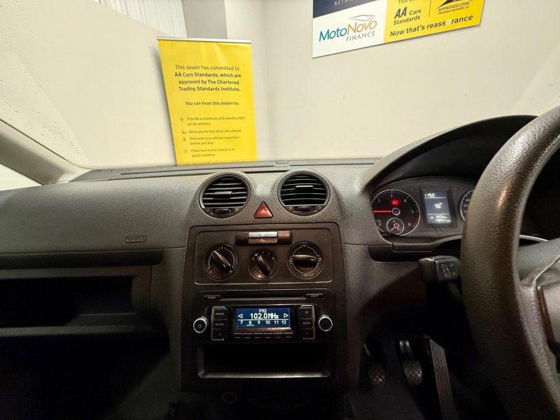 VOLKSWAGEN CADDY