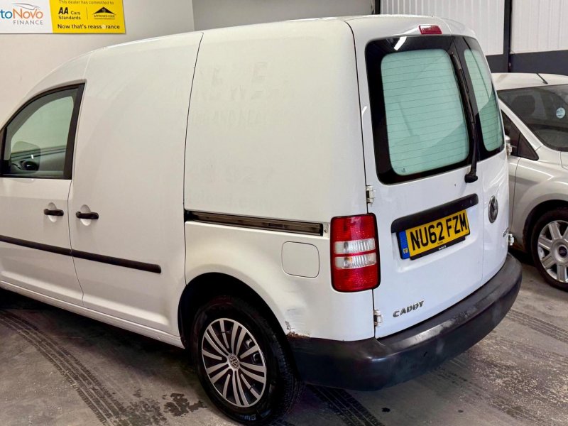 VOLKSWAGEN CADDY