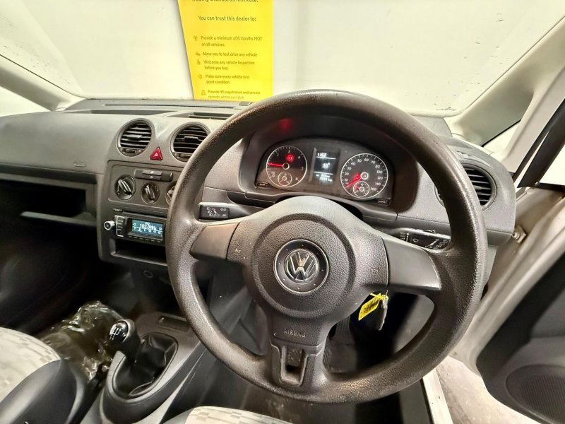 VOLKSWAGEN CADDY