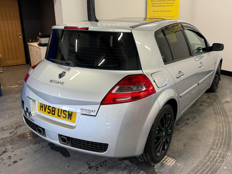 RENAULT MEGANE