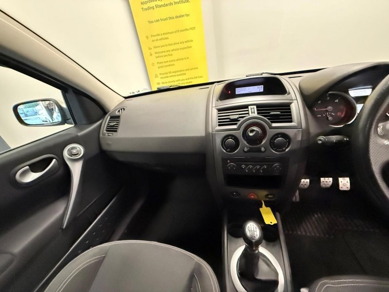 RENAULT MEGANE