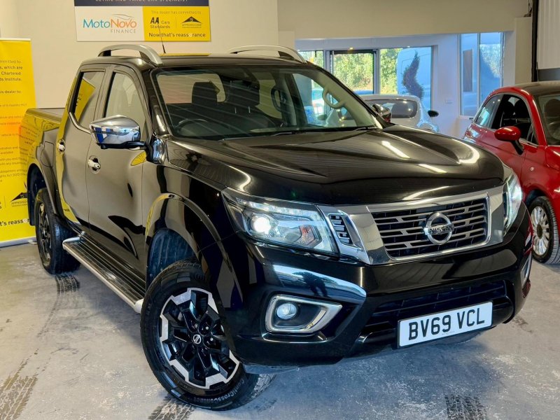 NISSAN NAVARA