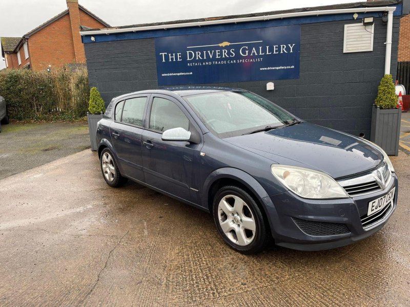 VAUXHALL ASTRA