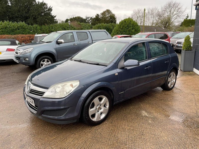 VAUXHALL ASTRA
