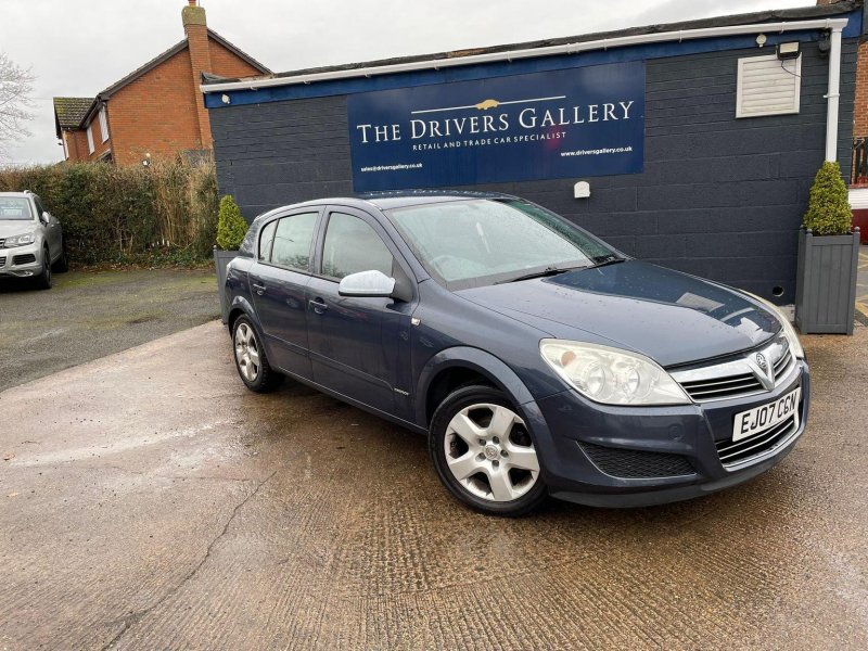 VAUXHALL ASTRA