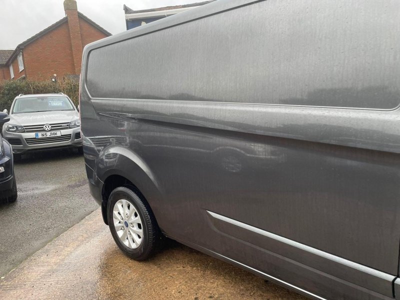 FORD TRANSIT CUSTOM