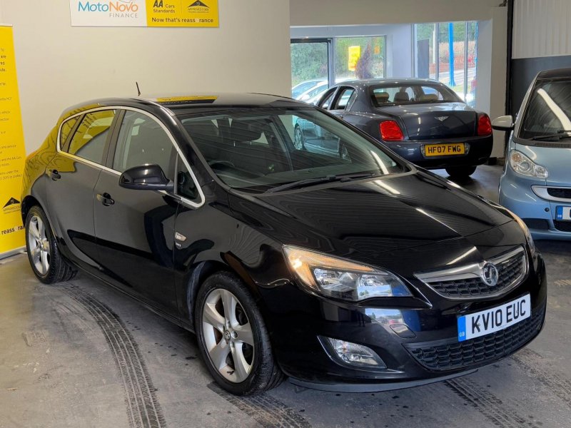 VAUXHALL ASTRA
