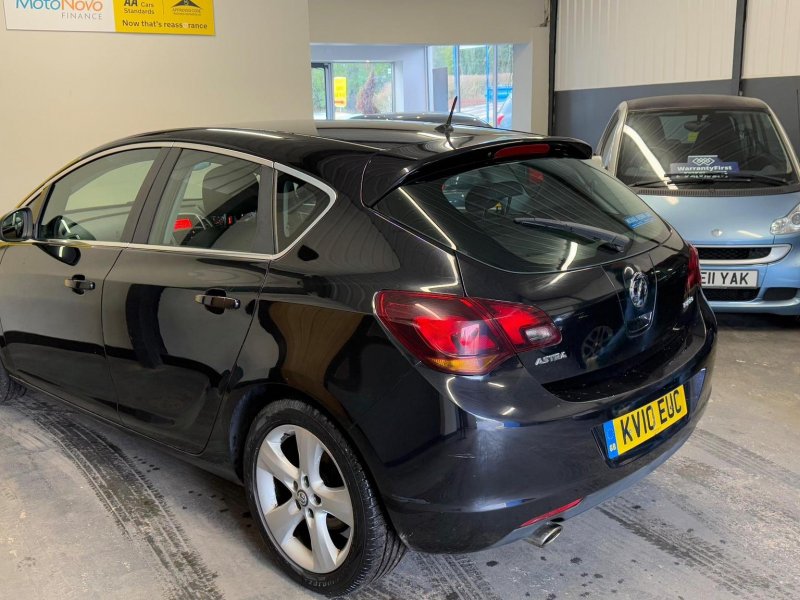 VAUXHALL ASTRA