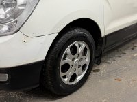 HYUNDAI I800