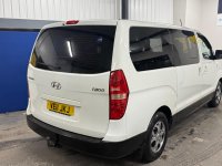 HYUNDAI I800