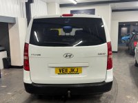 HYUNDAI I800
