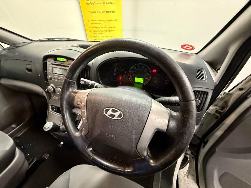 HYUNDAI I800