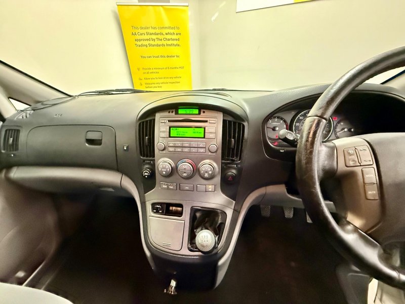 HYUNDAI I800