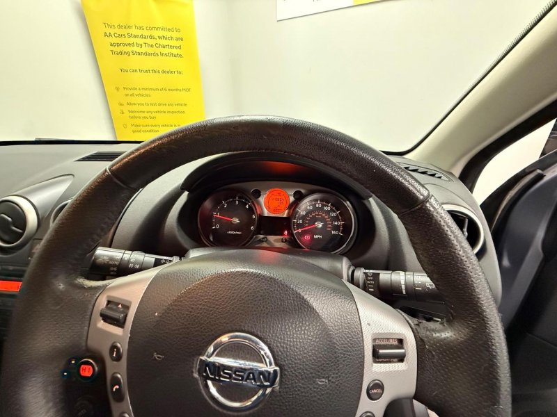 NISSAN QASHQAI