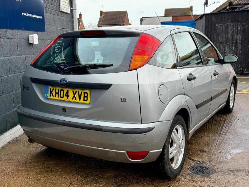 FORD FOCUS