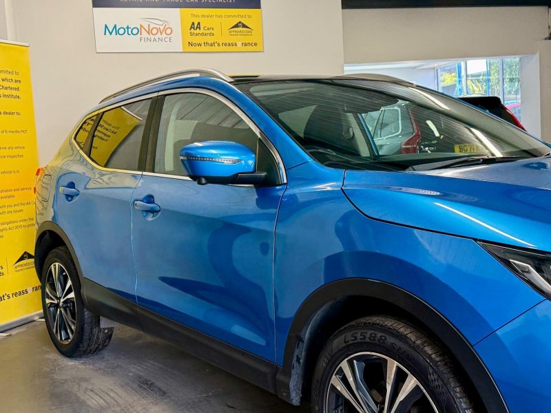NISSAN QASHQAI