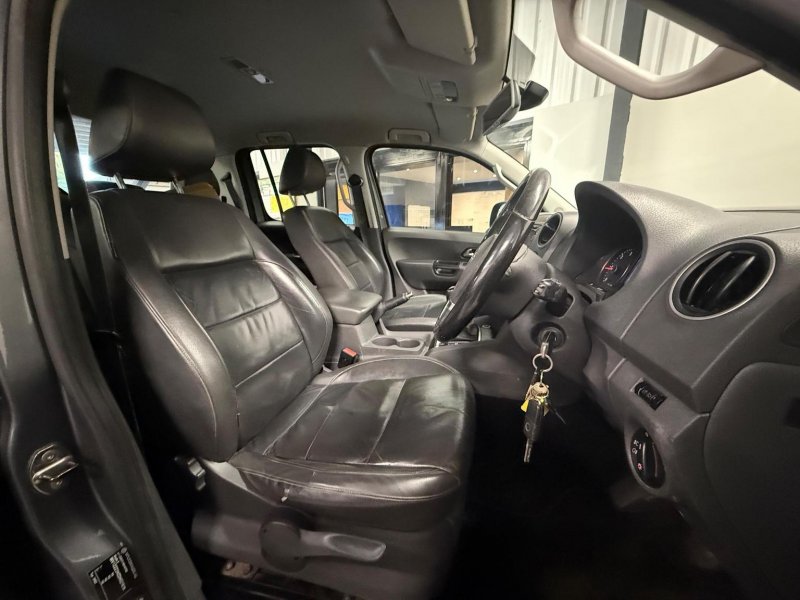 VOLKSWAGEN AMAROK