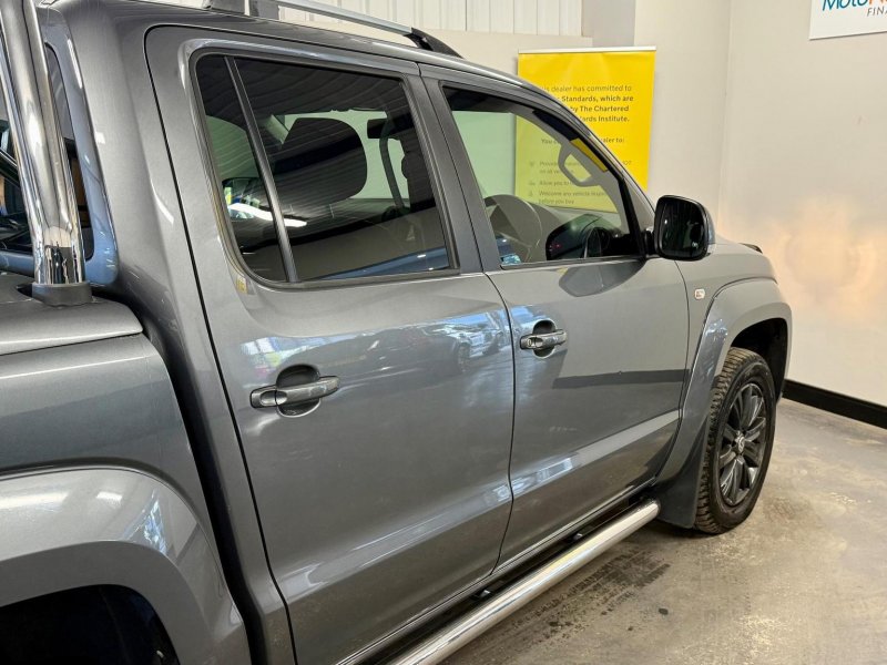 VOLKSWAGEN AMAROK