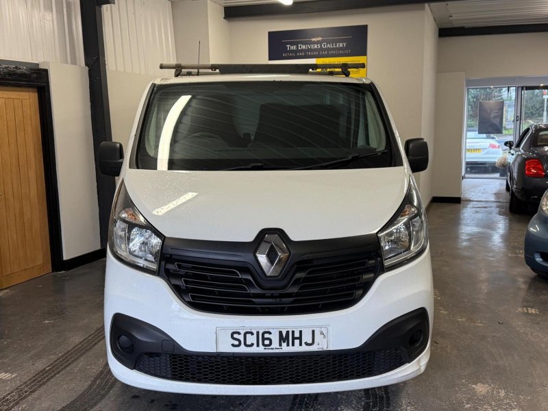 RENAULT TRAFIC