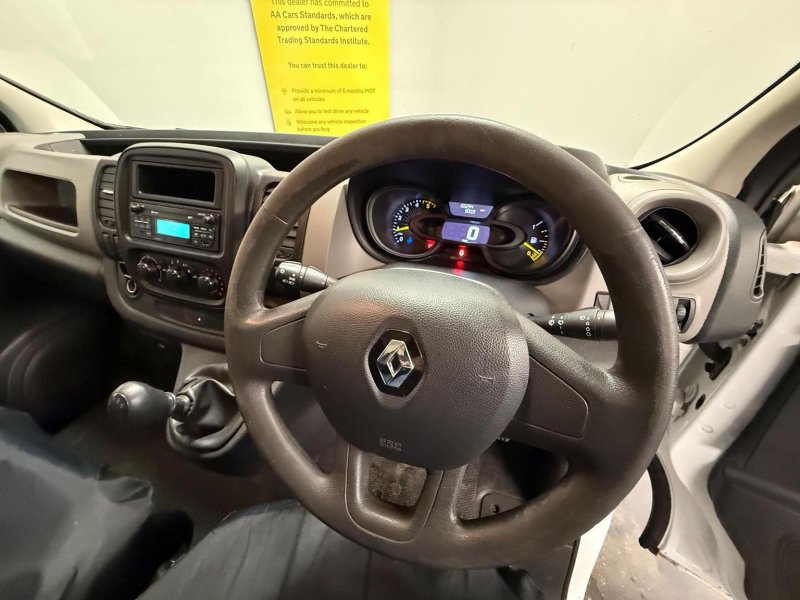 RENAULT TRAFIC